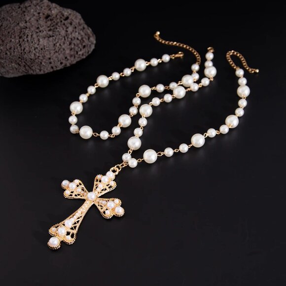 NWT Pearl 2 Pieces Choker  and Cross Pendant Necklace - Picture 3 of 11